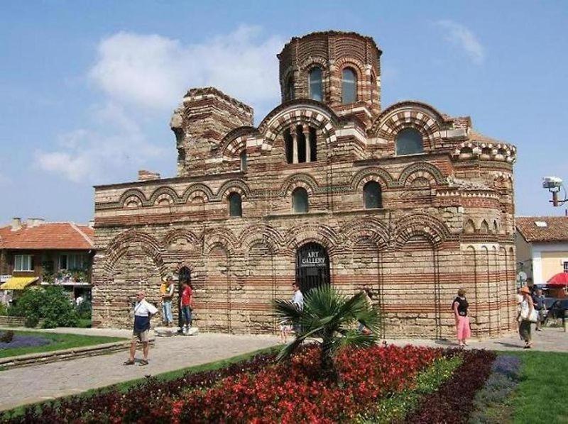 The White House Hotel Nesebar Exterior photo