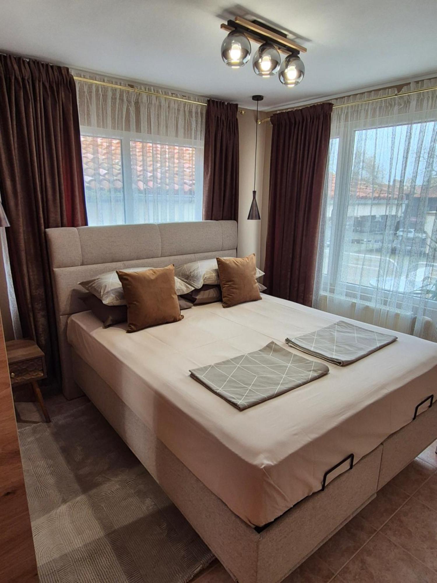 The White House Hotel Nesebar Exterior photo
